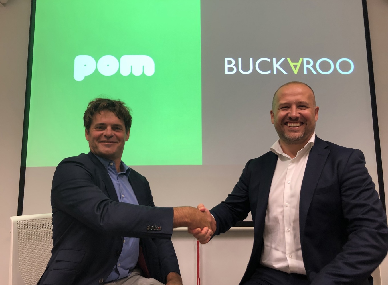Johannes Vermeire (CEO bij POM) en Alexander van Leeuwen (Relatiemanager bij Buckaroo)